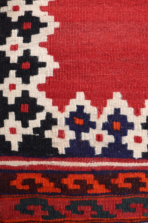 Vintage Qashqai kilim from Iran. 252x138 cms - Image 6