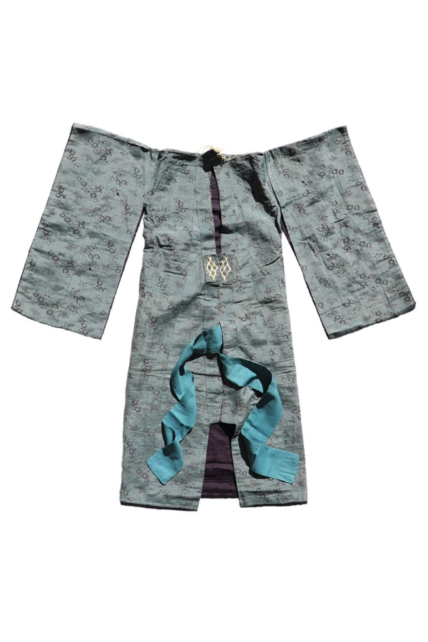 Antique child kimono from Japan. 88x82 cms