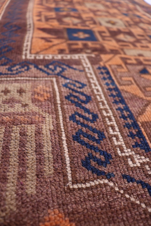 Antique Adreskand Baluch from Afghanistan. 127x70 cms - Image 4
