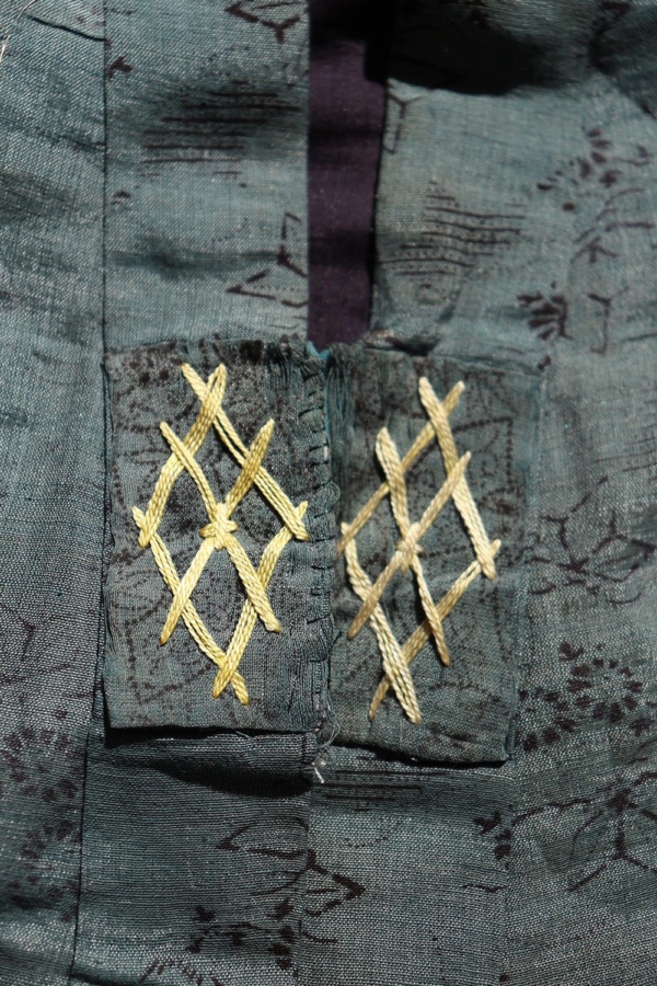Antique child kimono from Japan. 88x82 cms - Image 2