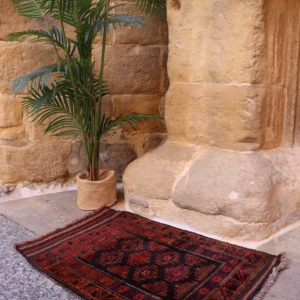 Antique Baluch rug from Afghanistan. 100x63 cms