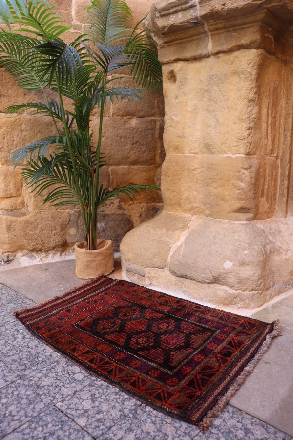 Alfombra antigua Baluch, Afganistán. 100x63 cms