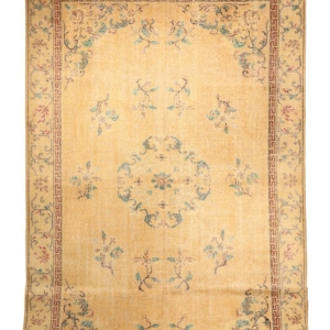 Vintage rug from Turkey.  316x206 cms