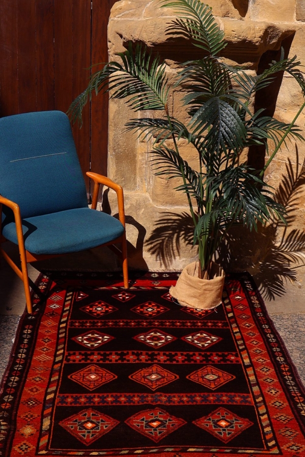Alfombra semi antigua Baluch, Afganistán. 172x126 cms