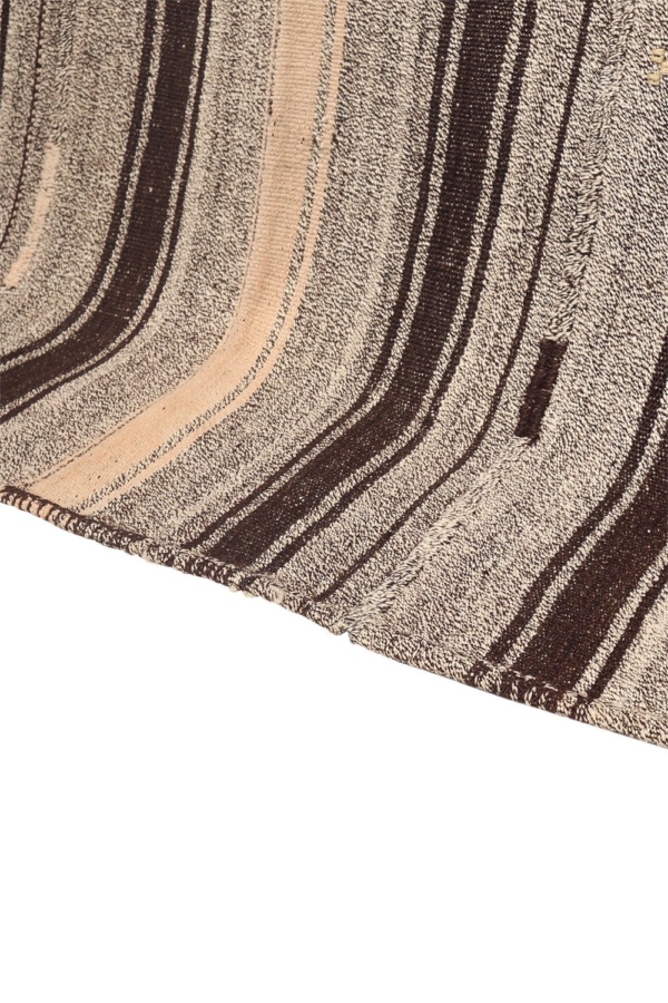 Semi-antique Kuccuklu kilim from Turkey. 252x143 cms - Image 6