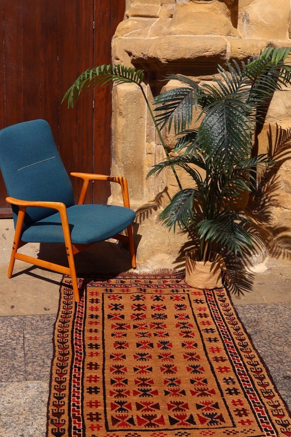 Vintage Baluch rug from Afghanistan. 197x98 cms - Image 3