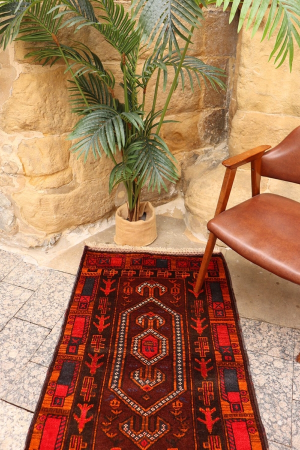 Vintage Baluch War rug from Afghanistan. 128x78 cms