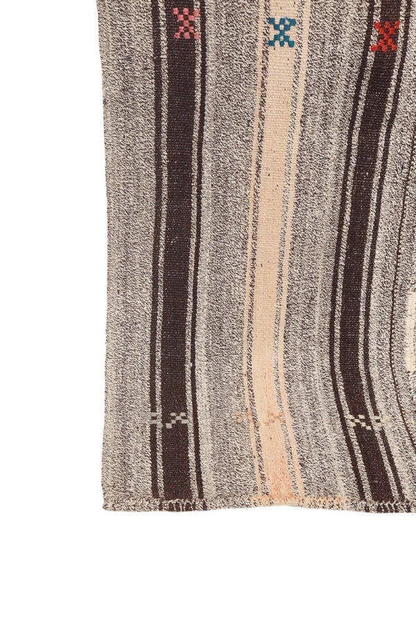 Semi-antique Kuccuklu kilim from Turkey. 252x143 cms - Image 7
