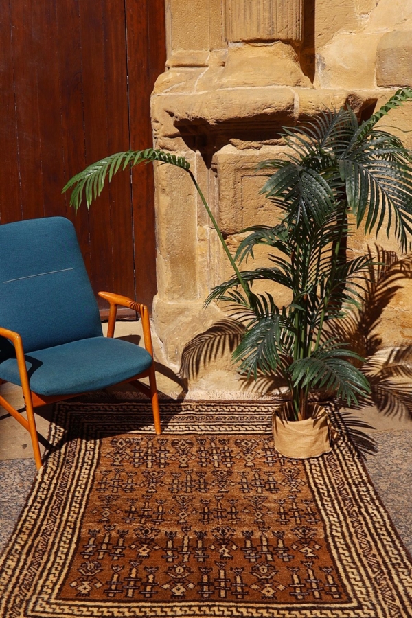 Alfombra semi antigua Baluch, Afganistán. 188x135 cms