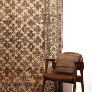 Semi-antique Taimani Baluch rug from Afghanistan. 283x180 cms