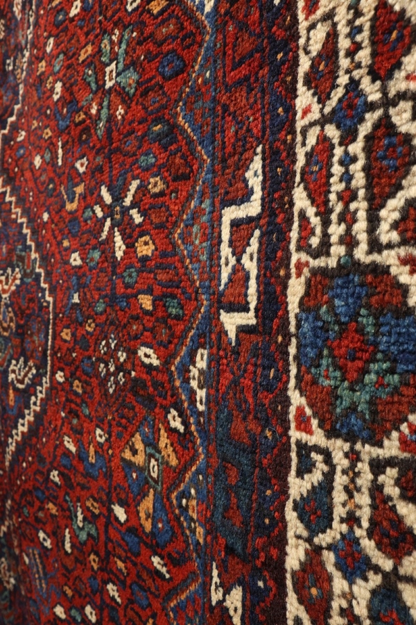 Antique Arab Laberduni rug from Iran. 212x158 cms - Image 4