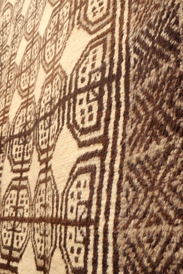 Semi-antique Baluch rug from Kohistan, Afghanistan. 225x165 cms - Image 4
