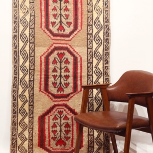 Alfombra semi antigua Taimani Baluch, Afganistán. 222x86 cms