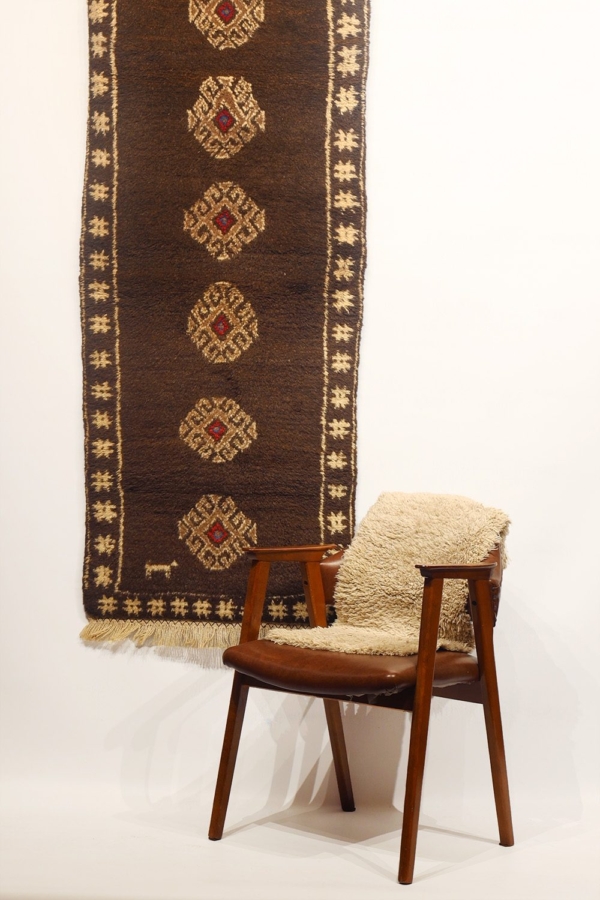 Semi-antique Baluch rug from Afghanistan. 195×70 cms
