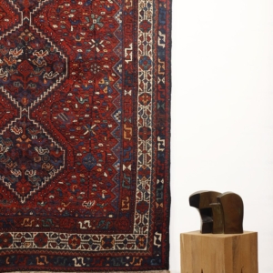 Antique Arab Laberduni rug from Iran. 212x158 cms
