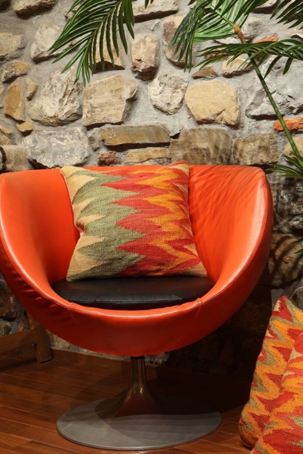 Cojín étnico de kilim, Irán. 40×40 cms - Imagen 2