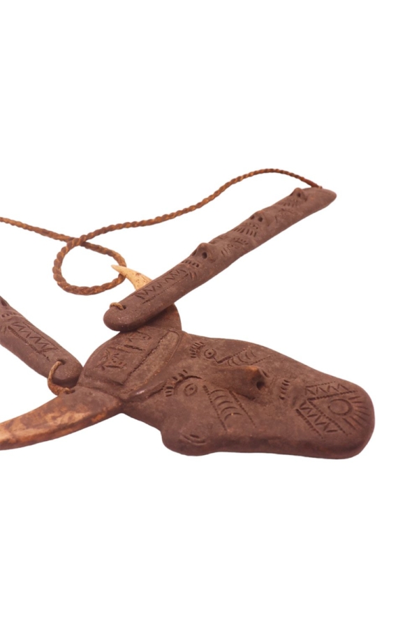 Antique Naga tribe necklace from Nagaland, Myanmar. 27x12x2 cms, 93 gramos. - Image 2
