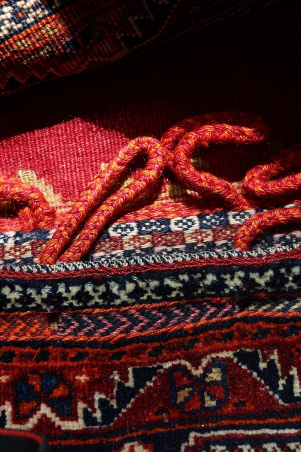 Antique Qashqai saddlebag from Iran. 110×60 cms - Image 6