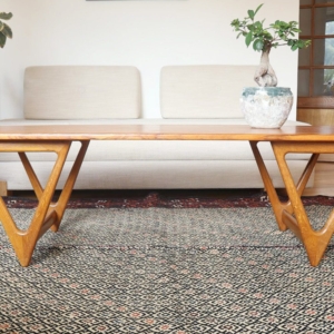Antique Shiraki Arab kilim from Iran. 230x176 cms