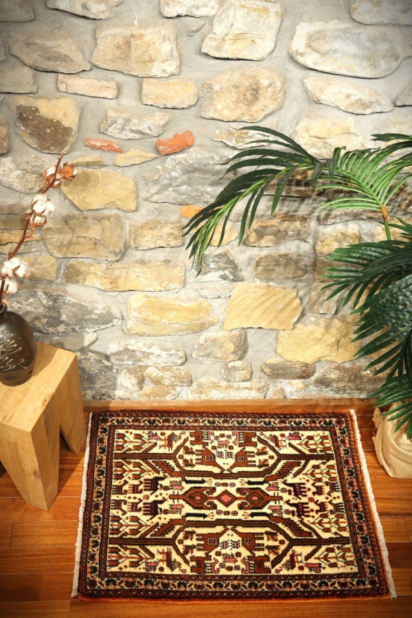 Alfombra vintage Afshar, Irán. 88×63 cms