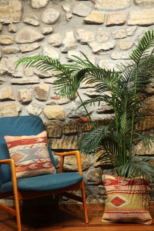 Cojín étnico de kilim, Turquía. 40×40 cms