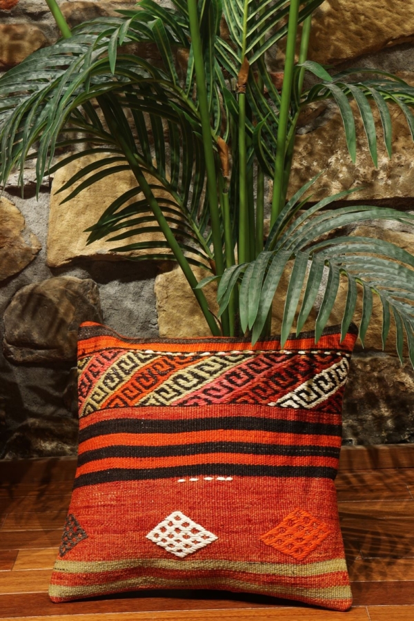Cojín étnico de kilim, Turquía. 40×40 cms - Imagen 2