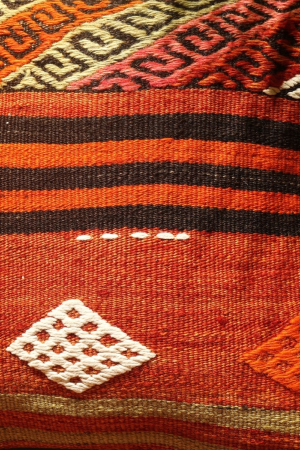 Cojín étnico de kilim, Turquía. 40×40 cms - Imagen 3