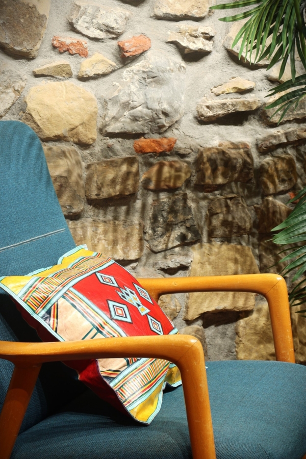 Tuareg leather cushion from Niger. 40×40 cms - Image 3