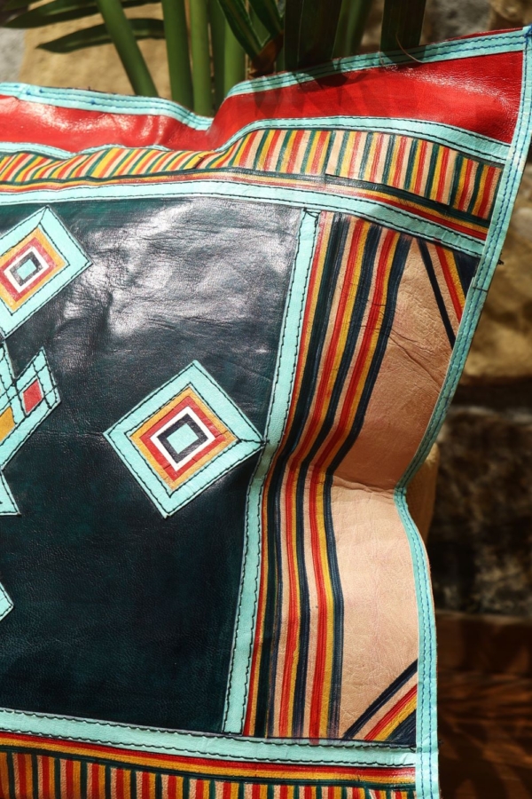 Tuareg leather cushion from Niger. 40×40 cms - Image 3