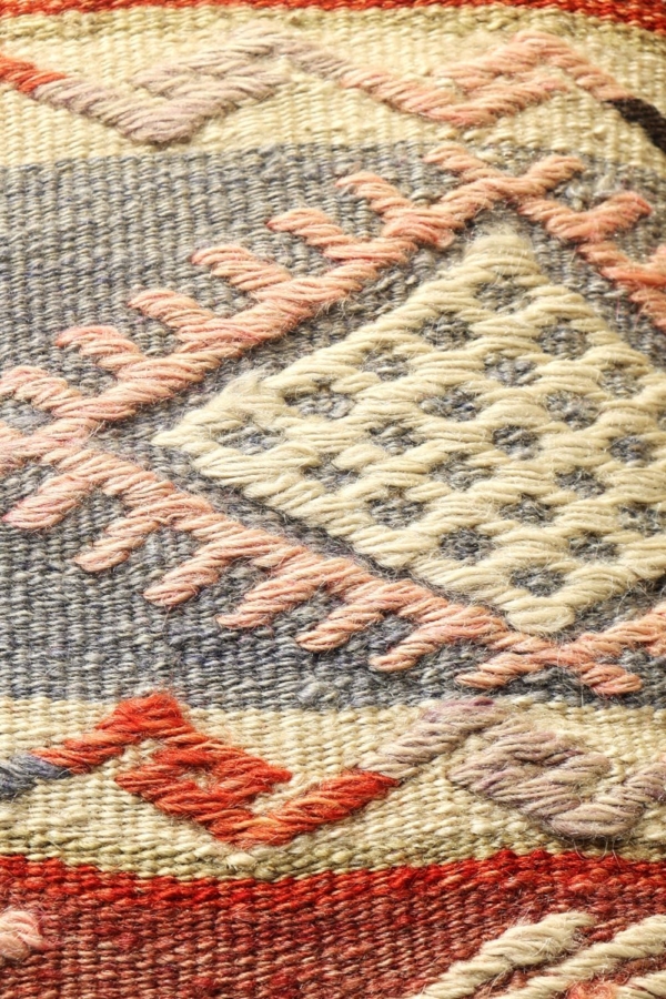 Cojín étnico de kilim, Turquía. 40×40 cms - Imagen 3