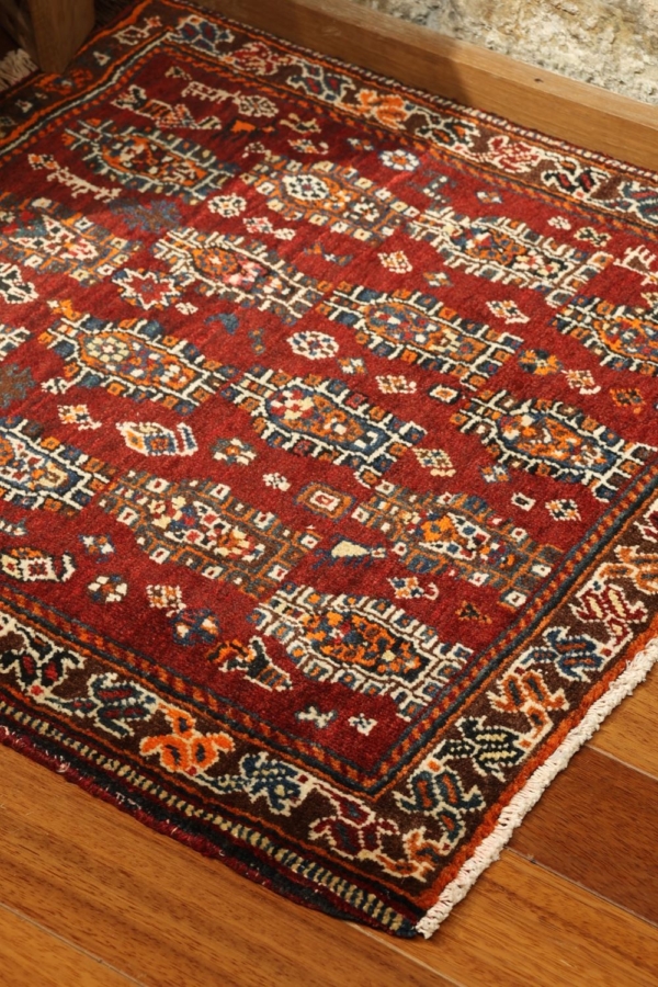 Vintage Qashqai rug from Iran. 60x65 cms - Image 4