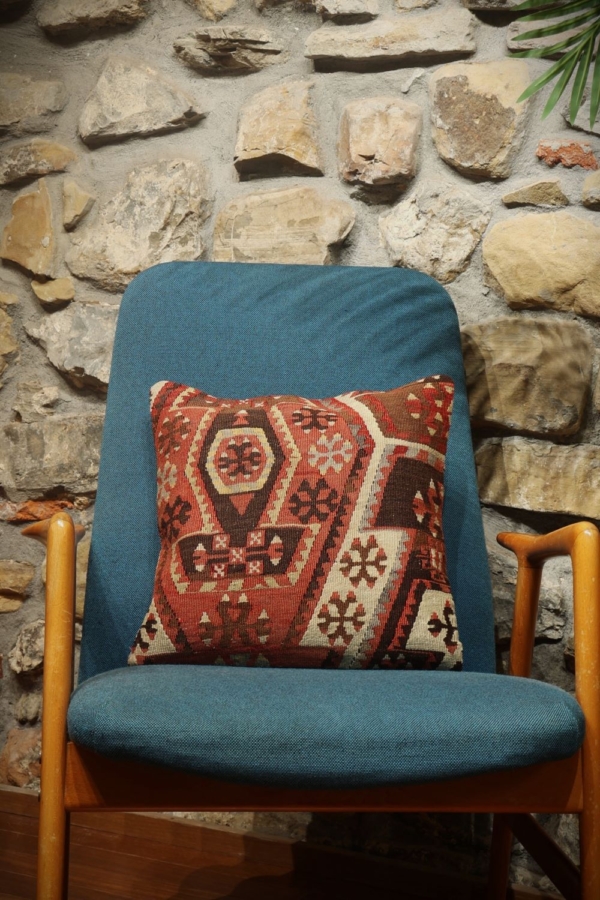 Cojín étnico de kilim, Turquía. 40×40 cms - Imagen 4