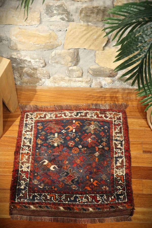 Alfombra semi antigua árabe, Irán. 63×66 cms - Imagen 5