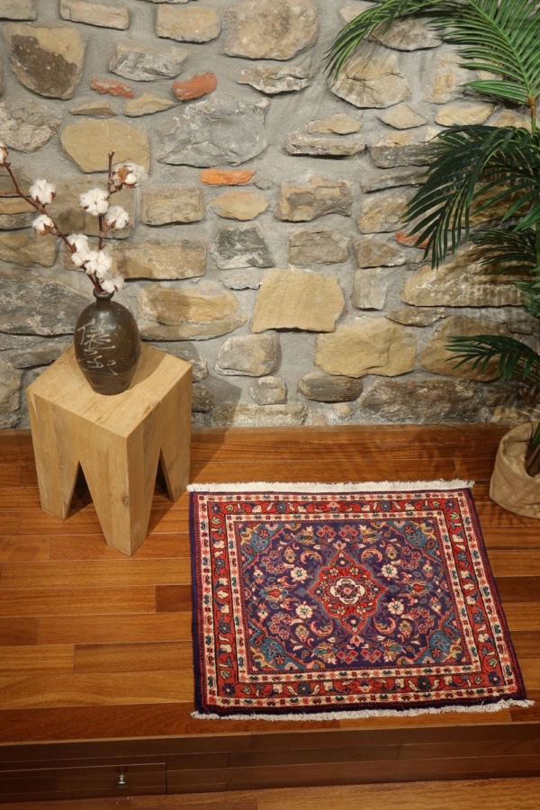 Vintage rug from Sarugh, Iran. 64x77 cms - Image 6