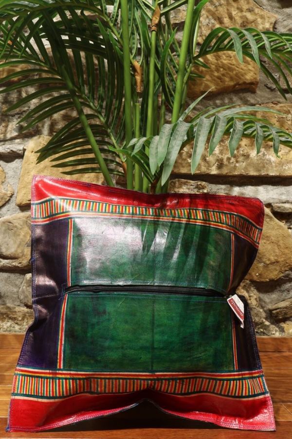 Tuareg leather cushion from Niger. 40×40 cms - Image 6