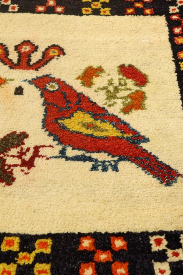 Vintage Qashqai rug from Iran. 62x60 cms - Image 7