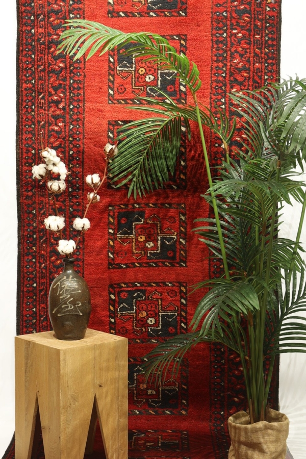 Alfombra antigua Turcomana Ersari, Afganistán. 370x105 cms