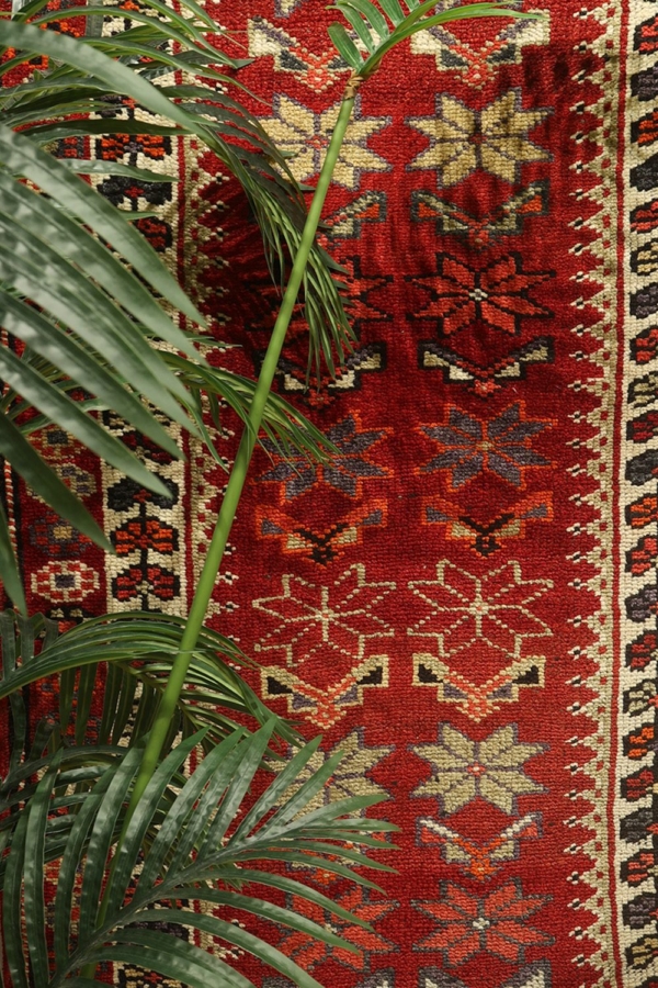 Vintage Kurdish Herki rug from Irak. 393x89 cms - Image 6