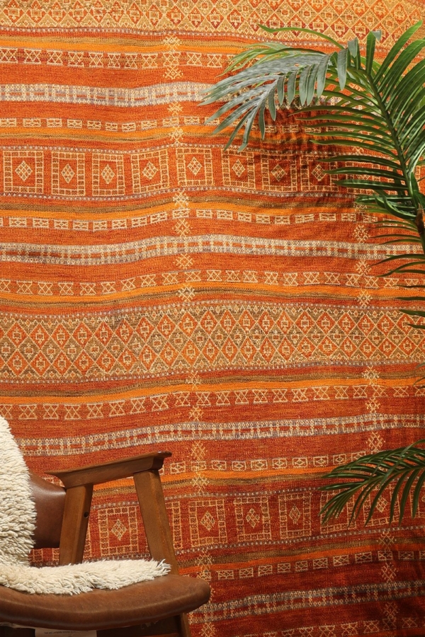 Semi-antique Baluch kilim from Afghanistan. 239x132 cms