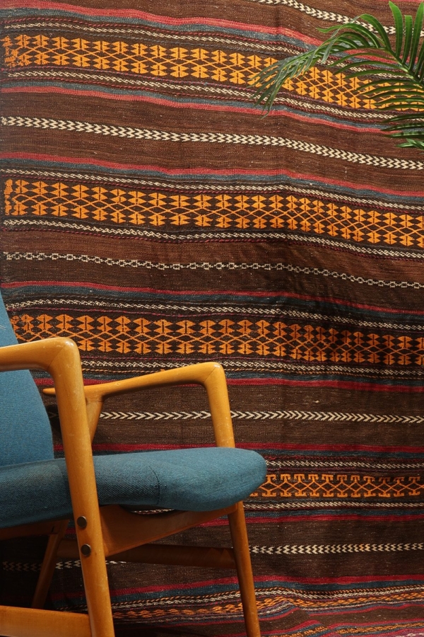Semi-antique Baluch kilim from Afghanistan. 333x148 cms - Image 6