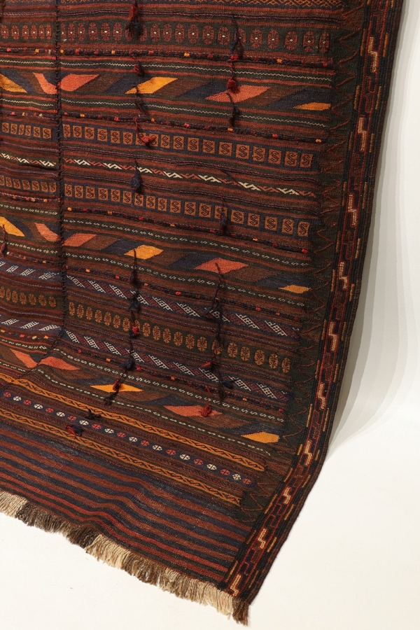 Semi-antique Baluch kilim from Afghanistan. 320x148 cms - Image 9