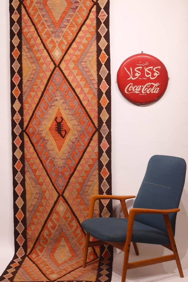 Kilim vintage Herkki, Irak. 344x87 cms