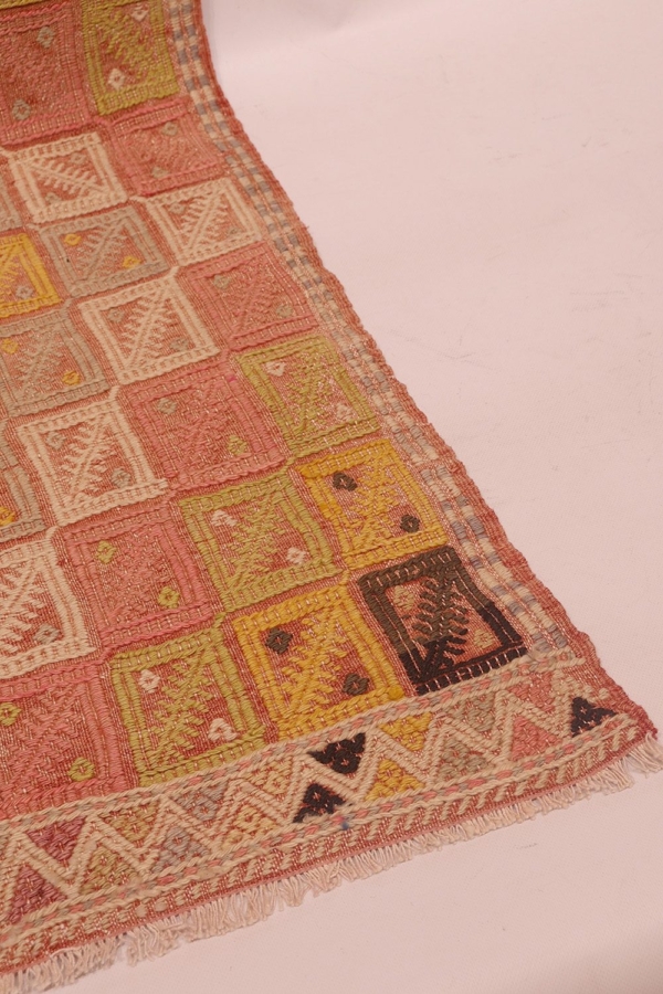 Semi-antique Canakkale kilim from Turkey. 275x90cms - Image 7