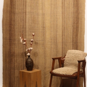 Kilim semi antiguo Qashqai, Irán. 202x168 cms