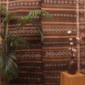 Kilim semi antiguo Serkhat Baluch, Irán. 264x159 cms
