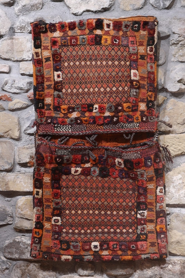 Semi-antique Arabic saddlebag or khorjin from Iran. 124x64 cms - Image 2