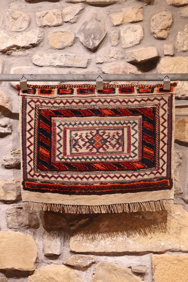Semi-antique Bakhtiari kilim from Iran. 70x54 cms - Image 2