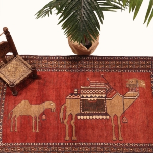 Alfombra semi antigua Baluch, Afganistán. 136x86 cms