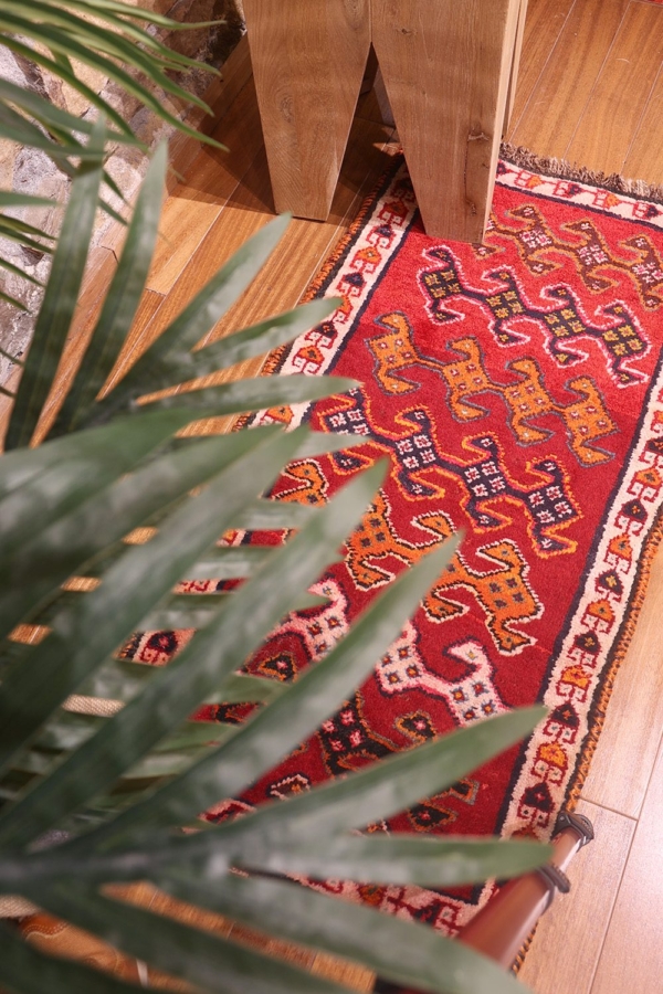 Vintage Qashqai rug from Iran. 95x46 cms - Image 3