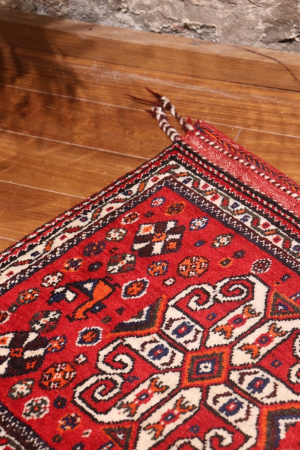 Vintage Qashqai rug from Iran. 47x50 cms - Image 4